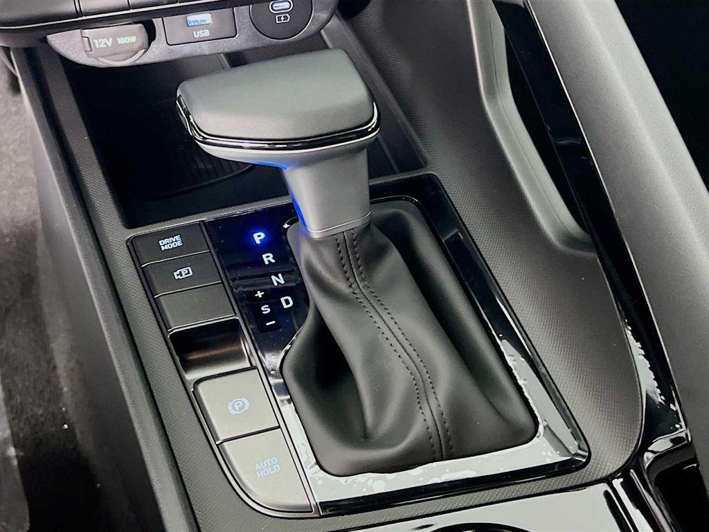 new 2025 Hyundai Elantra car, priced at $27,842