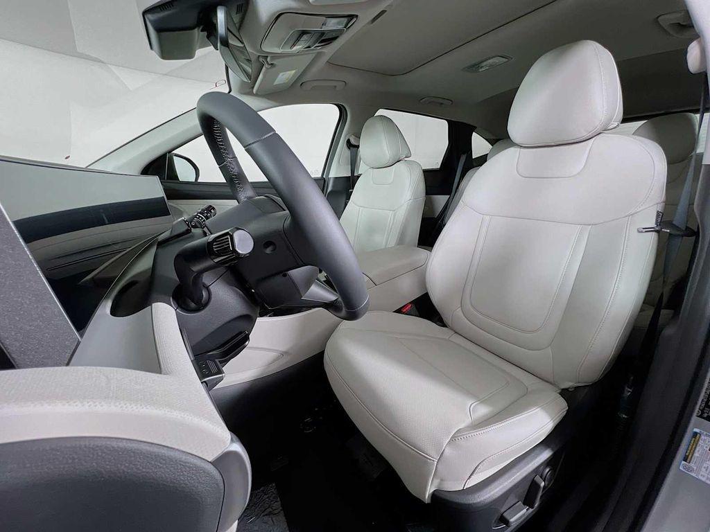 new 2025 Hyundai Tucson car, priced at $33,555