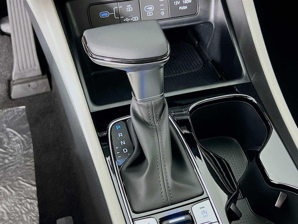 new 2025 Hyundai Tucson car, priced at $33,555