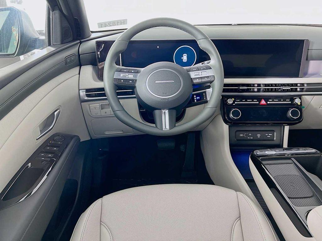 new 2025 Hyundai Tucson car, priced at $39,795