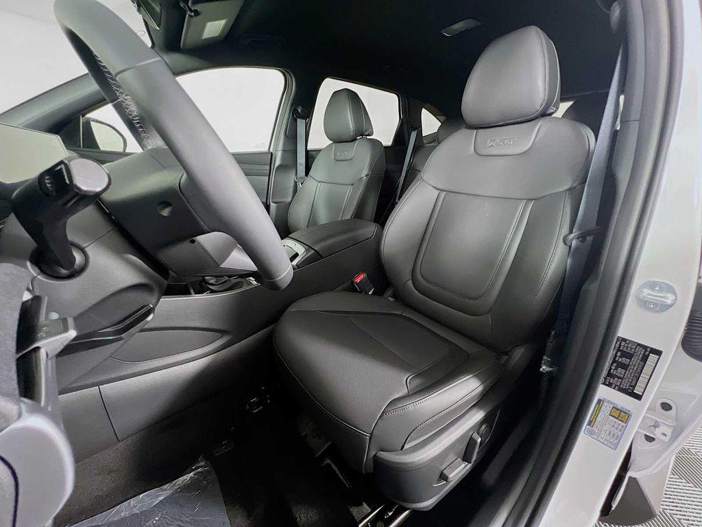 new 2025 Hyundai Tucson car, priced at $34,010