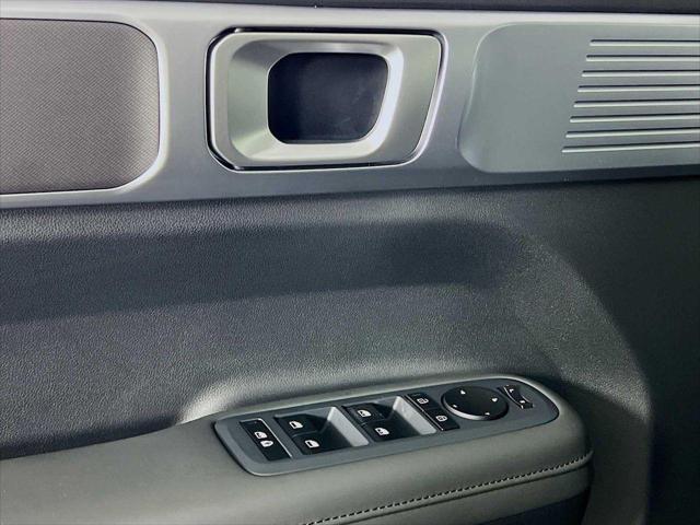 new 2025 Hyundai Santa Fe car, priced at $41,351