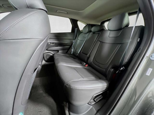 new 2025 Hyundai TUCSON Hybrid car, priced at $35,832