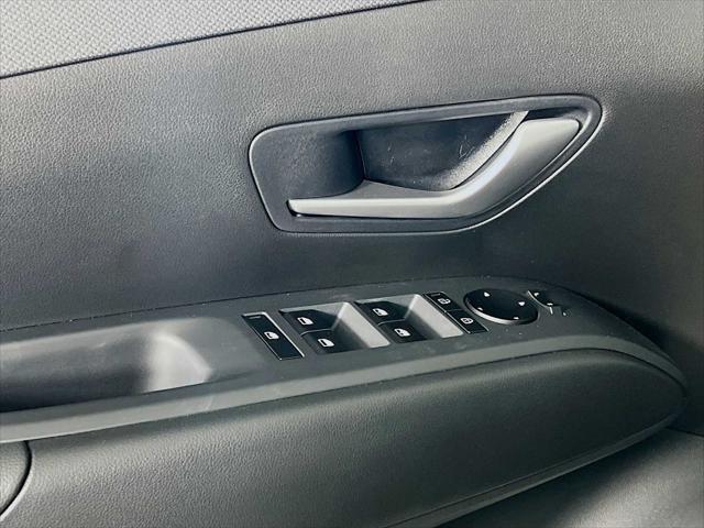 new 2025 Hyundai TUCSON Hybrid car, priced at $35,832