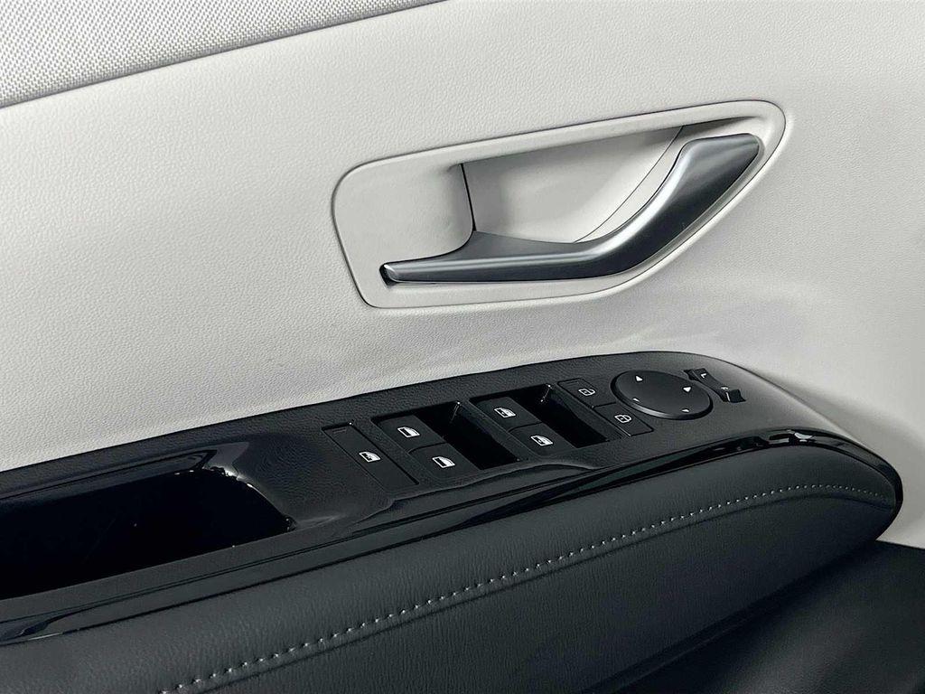 new 2025 Hyundai Tucson car, priced at $39,840