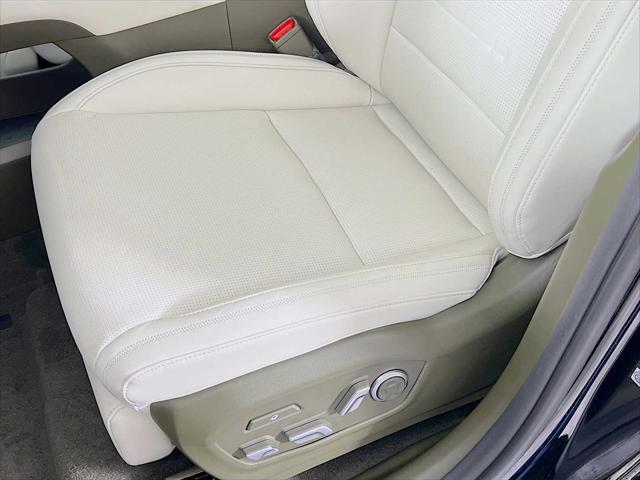 new 2025 Hyundai SANTA FE HEV car, priced at $48,967