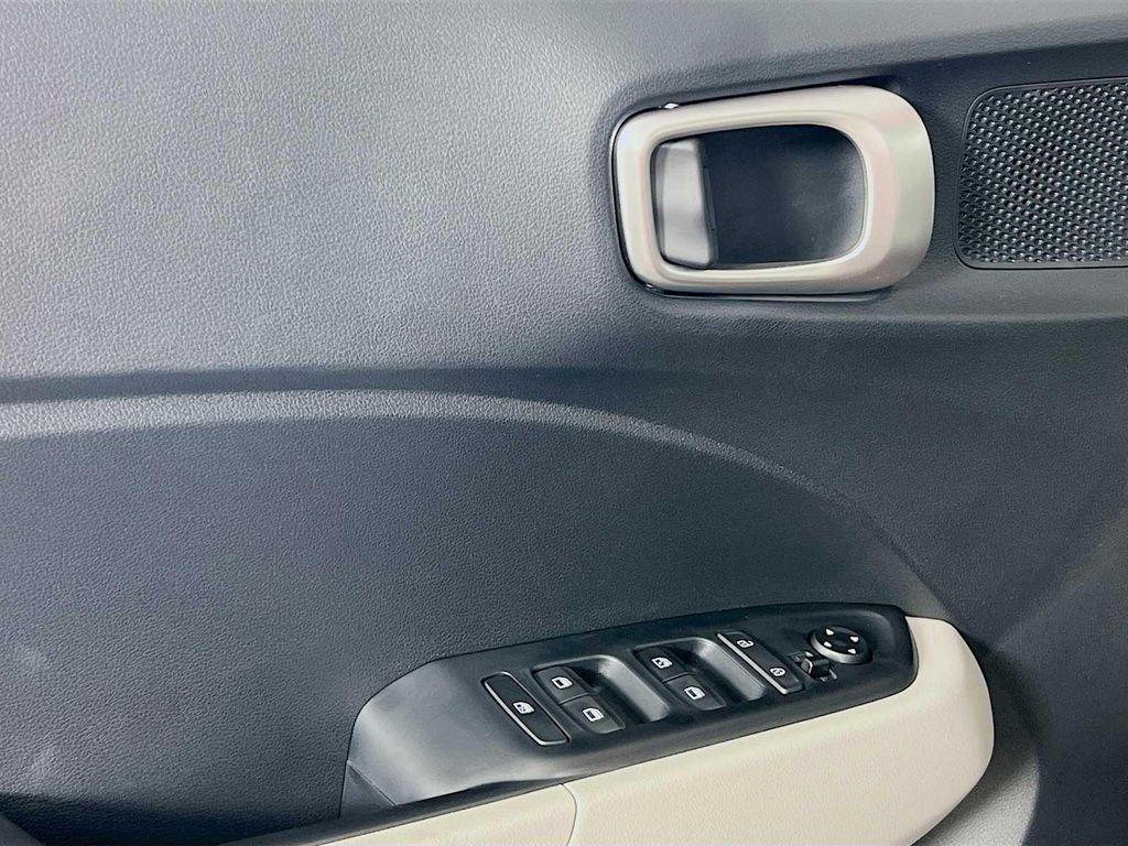 new 2025 Hyundai Venue car, priced at $21,564