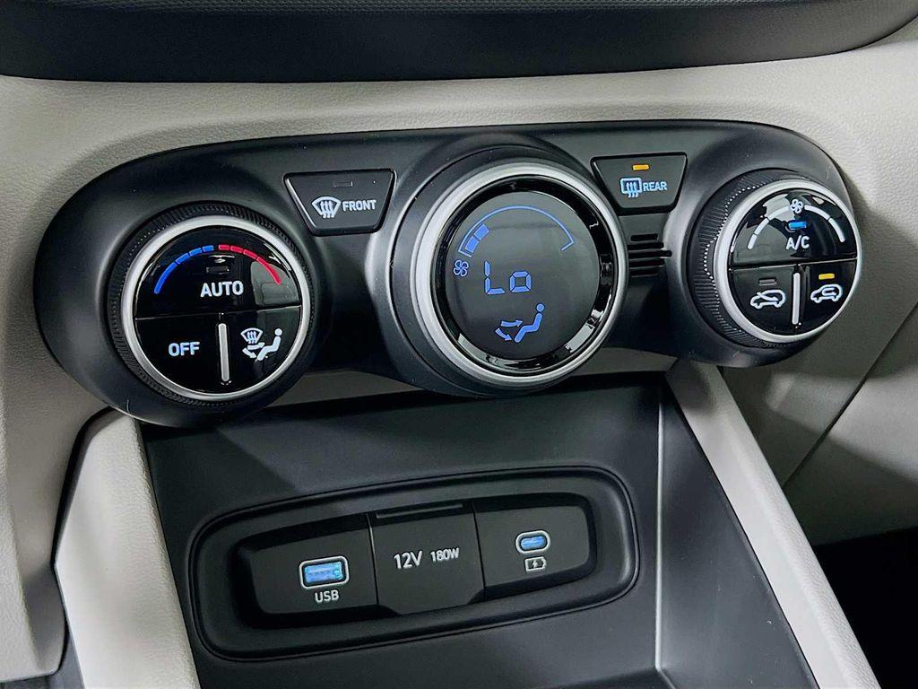 new 2025 Hyundai Venue car, priced at $21,564