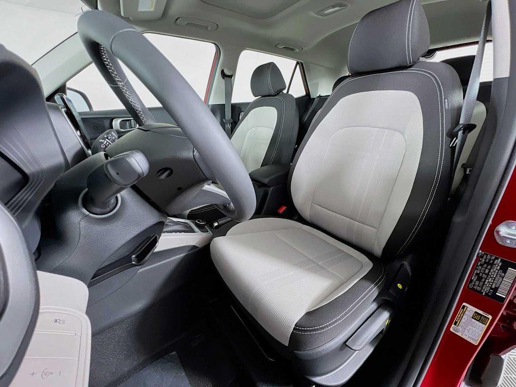 new 2025 Hyundai Venue car, priced at $21,564