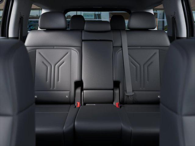new 2025 Hyundai Santa Fe car, priced at $43,560