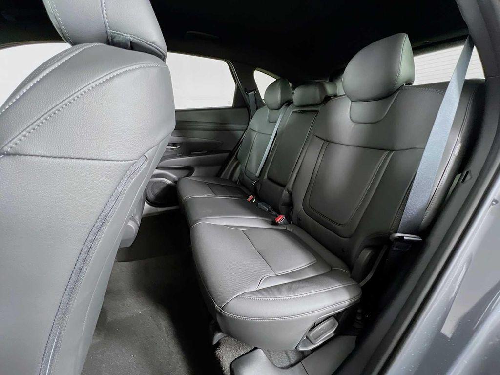 new 2025 Hyundai Tucson car, priced at $32,970