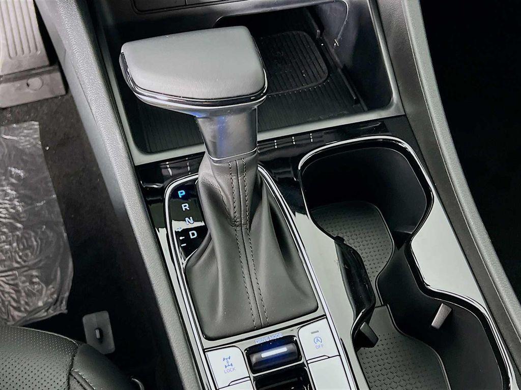 new 2025 Hyundai Tucson car, priced at $32,970