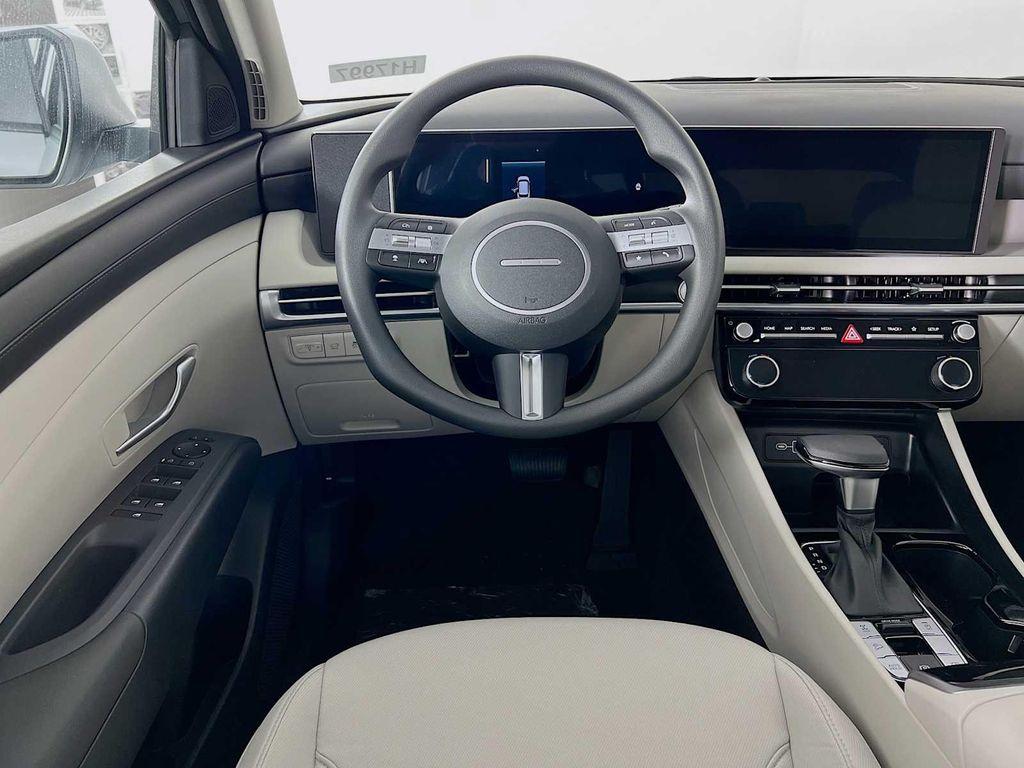 new 2025 Hyundai Tucson car, priced at $33,468