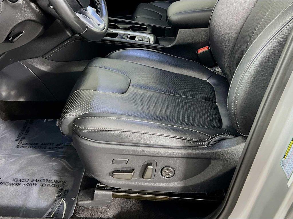 used 2020 Hyundai Santa Fe car, priced at $19,991