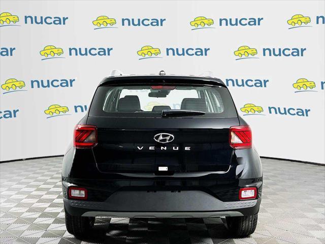 new 2025 Hyundai Venue car, priced at $23,209