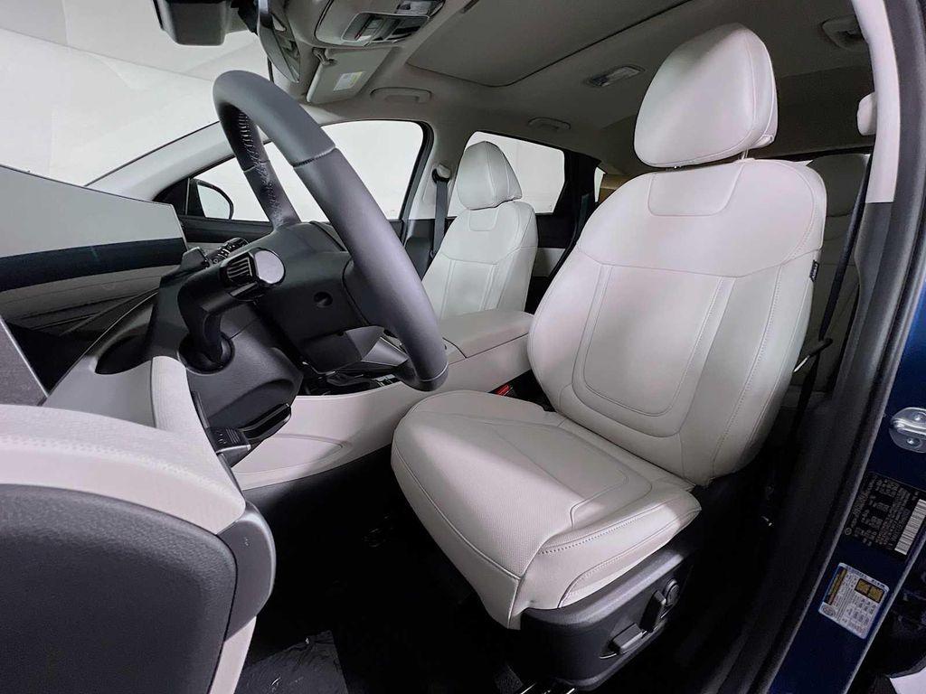 new 2025 Hyundai Tucson car, priced at $34,275