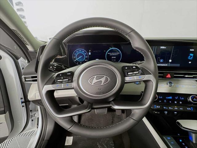 new 2025 Hyundai Elantra car, priced at $31,412