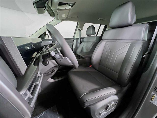 new 2025 Hyundai Santa Fe car, priced at $41,934