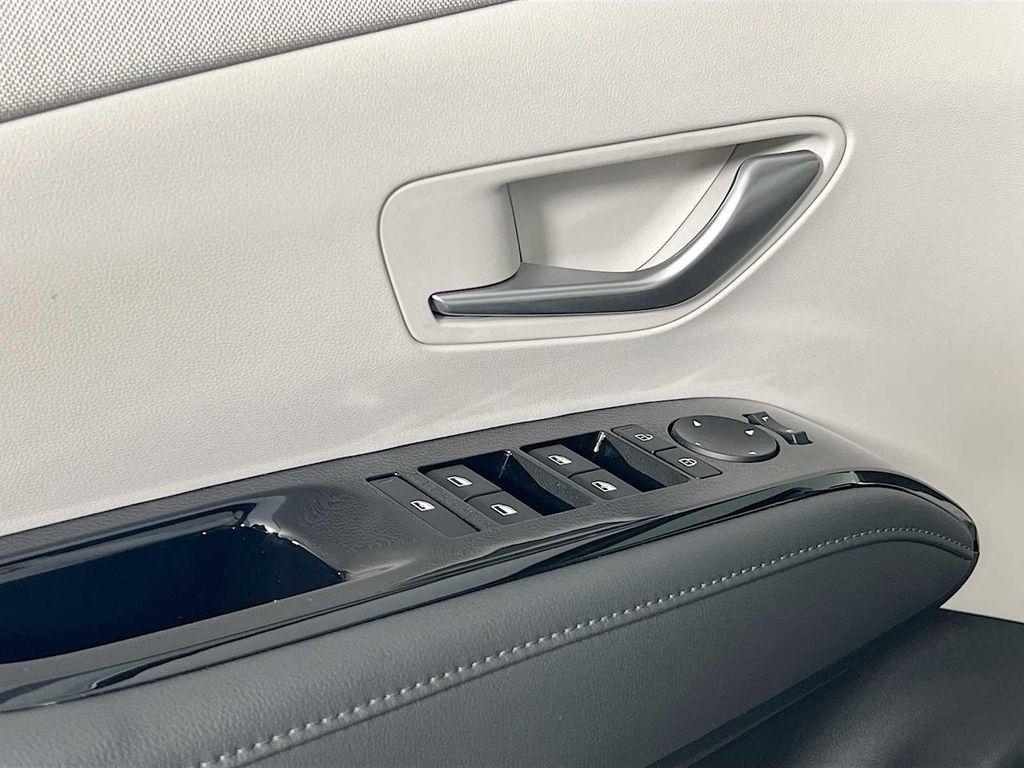 new 2025 Hyundai Tucson car, priced at $39,795