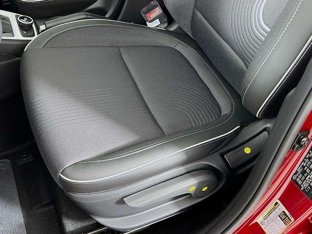 new 2025 Hyundai Venue car, priced at $22,614