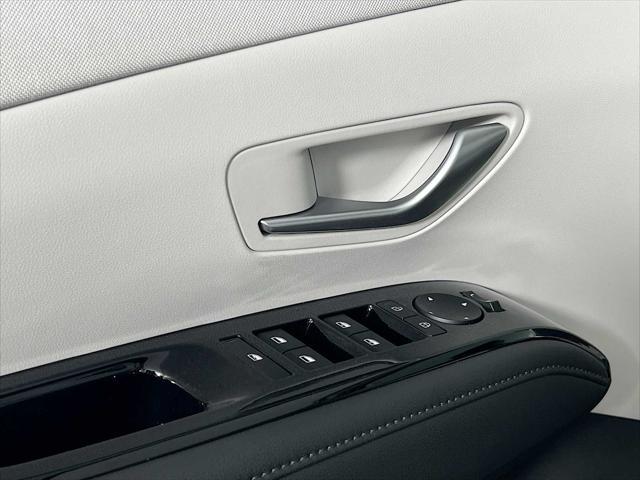 new 2025 Hyundai TUCSON Hybrid car, priced at $41,180