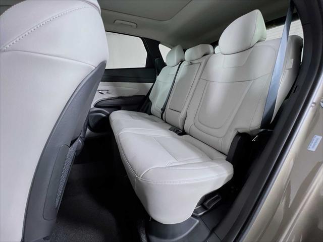 new 2025 Hyundai TUCSON Hybrid car, priced at $41,180