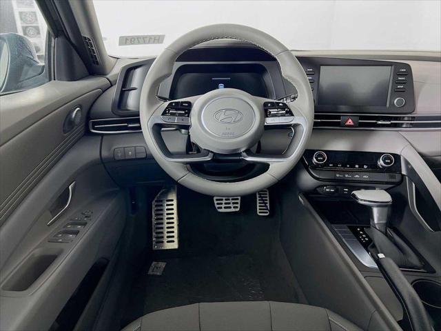 new 2025 Hyundai Elantra car, priced at $25,015