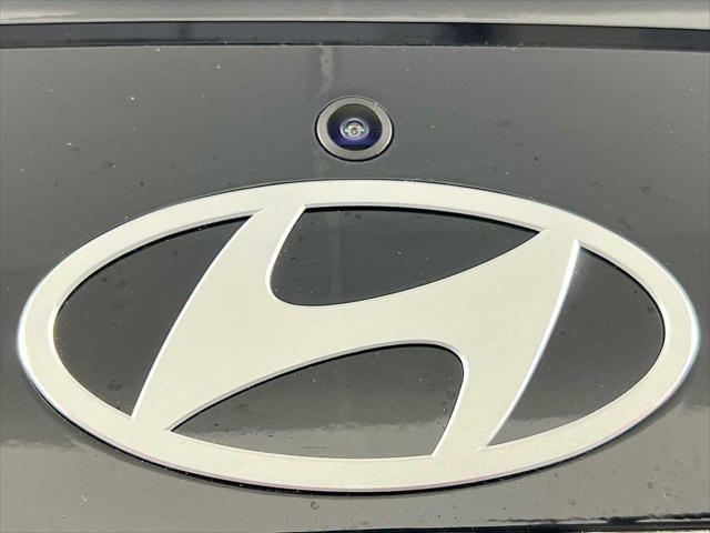 new 2025 Hyundai Elantra car, priced at $25,015