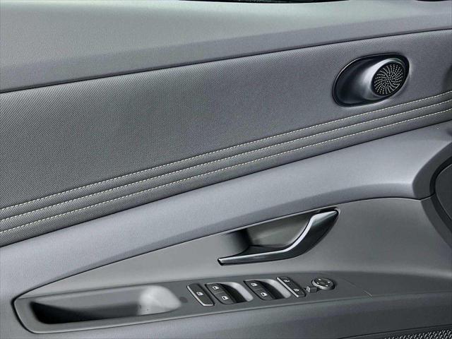 new 2025 Hyundai Elantra car, priced at $25,015