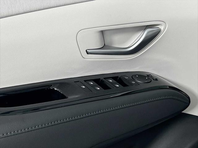 new 2025 Hyundai Tucson car, priced at $39,936