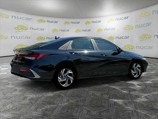 new 2025 Hyundai Elantra car, priced at $25,090