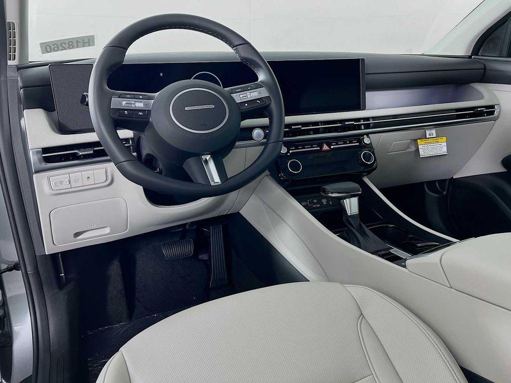 new 2025 Hyundai Tucson car, priced at $34,195