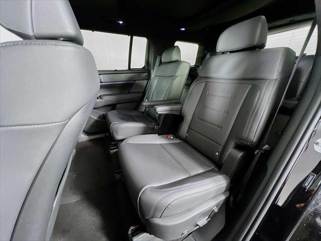 new 2025 Hyundai SANTA FE HEV car, priced at $50,285