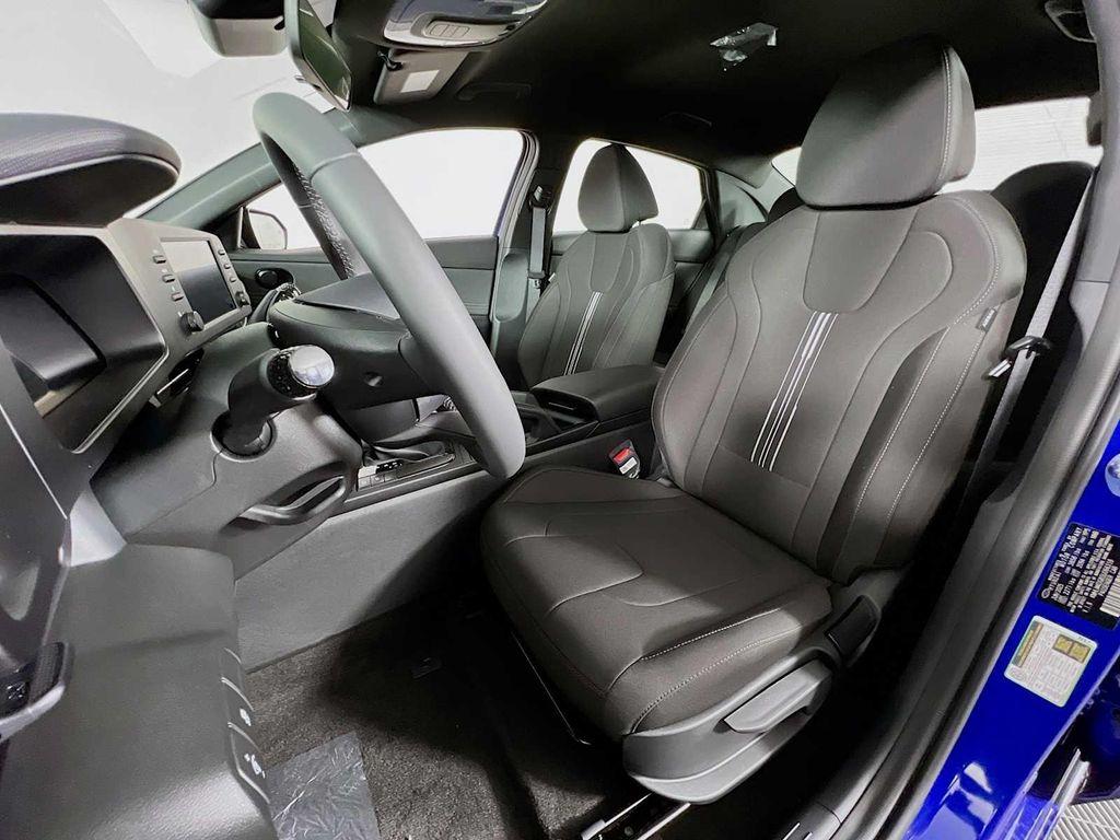new 2025 Hyundai Elantra car, priced at $23,222