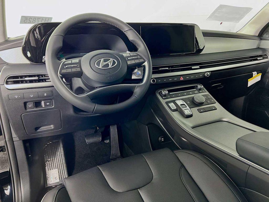 new 2025 Hyundai Palisade car, priced at $43,834