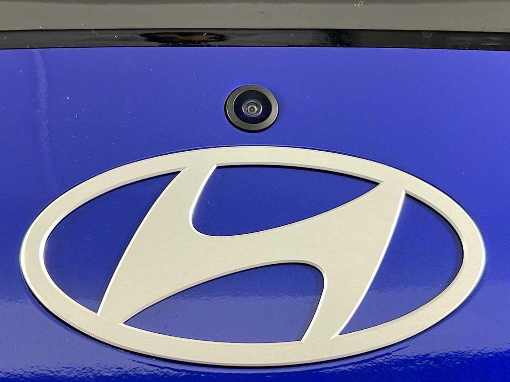 new 2025 Hyundai Elantra car, priced at $23,923