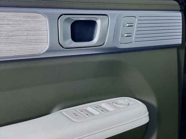 new 2025 Hyundai SANTA FE HEV car, priced at $48,909