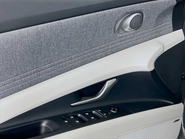new 2025 Hyundai Elantra car, priced at $27,792