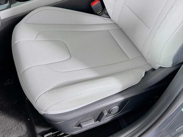 new 2025 Hyundai Elantra car, priced at $27,792