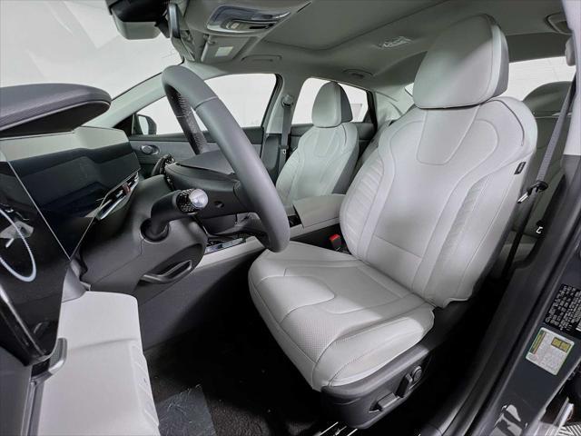 new 2025 Hyundai Elantra car, priced at $27,792