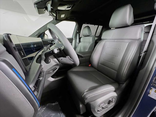new 2025 Hyundai Santa Fe car, priced at $47,767