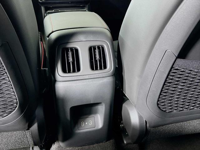 new 2025 Hyundai TUCSON Hybrid car, priced at $38,101