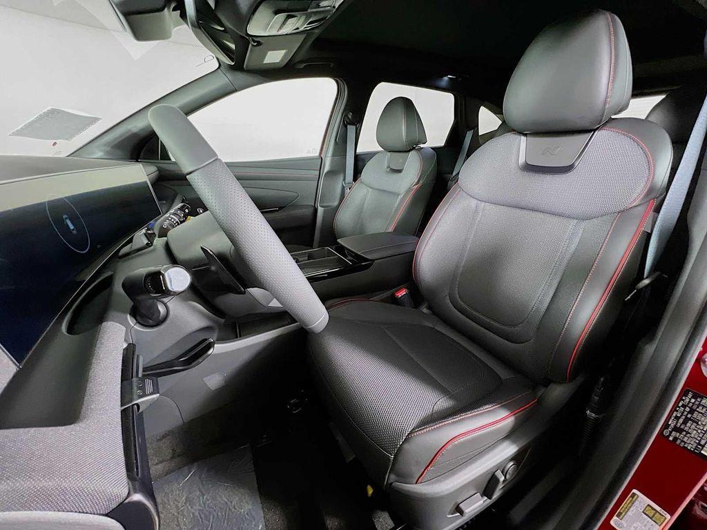 new 2025 Hyundai TUCSON Hybrid car, priced at $40,710
