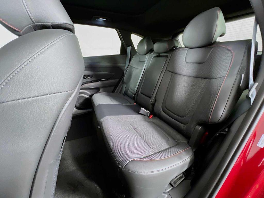 new 2025 Hyundai TUCSON Hybrid car, priced at $40,710