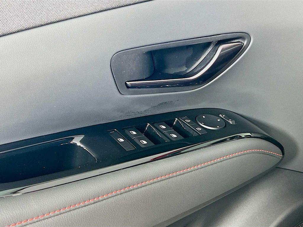 new 2025 Hyundai TUCSON Hybrid car, priced at $40,710