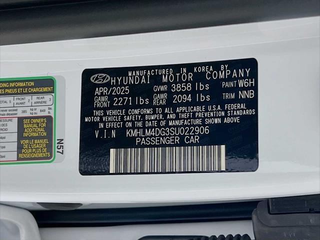 new 2025 Hyundai Elantra car, priced at $24,925