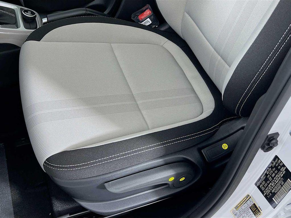 new 2025 Hyundai Venue car, priced at $23,817