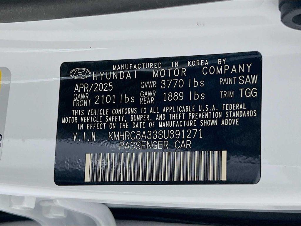 new 2025 Hyundai Venue car, priced at $23,817
