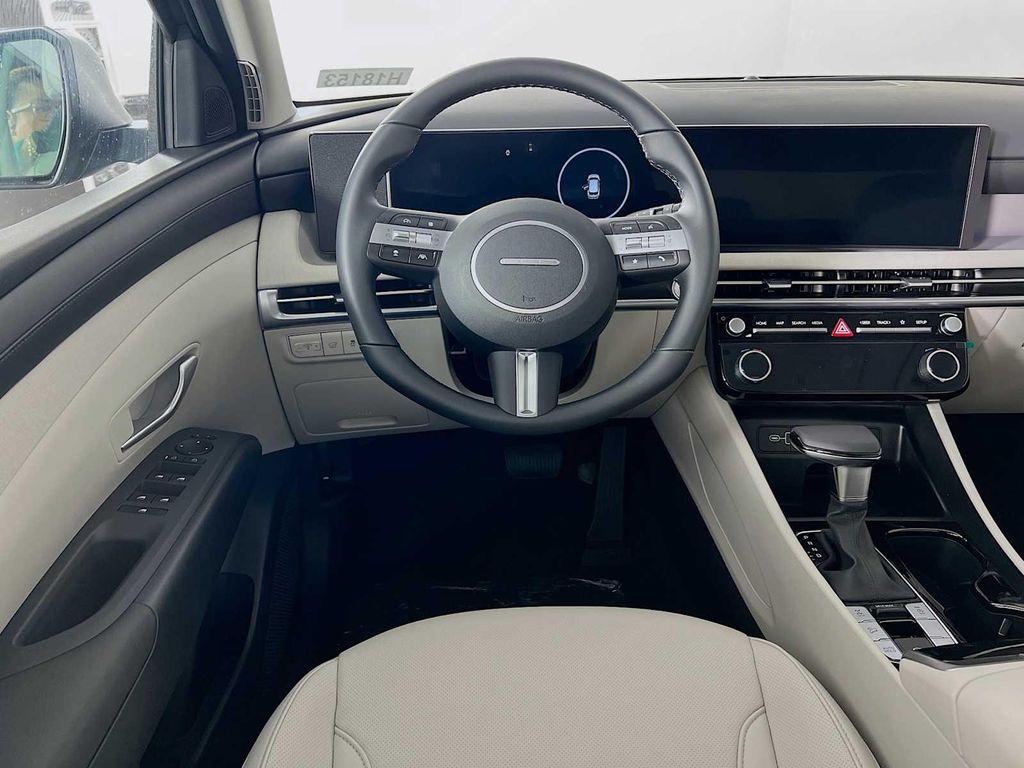 new 2025 Hyundai Tucson car, priced at $34,260