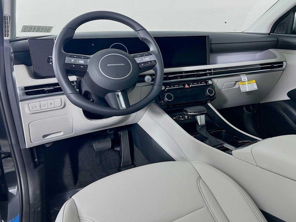 new 2025 Hyundai Tucson car, priced at $34,260